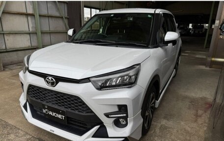 Toyota Raize I, 2021 год, 1 250 000 рублей, 2 фотография