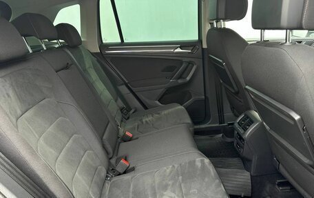 Volkswagen Tiguan II, 2018 год, 2 540 000 рублей, 14 фотография