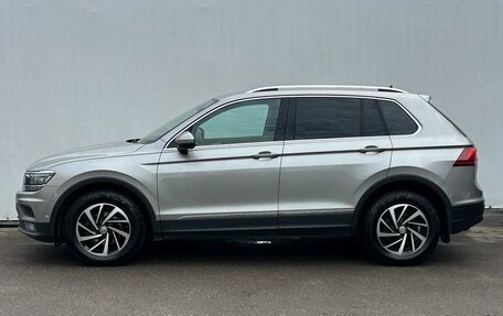 Volkswagen Tiguan II, 2018 год, 2 540 000 рублей, 8 фотография