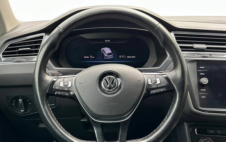 Volkswagen Tiguan II, 2018 год, 2 540 000 рублей, 12 фотография