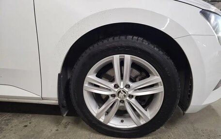 Skoda Superb III рестайлинг, 2015 год, 1 850 000 рублей, 7 фотография