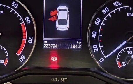 Skoda Superb III рестайлинг, 2015 год, 1 850 000 рублей, 8 фотография