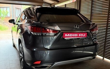 Lexus RX IV рестайлинг, 2021 год, 5 550 000 рублей, 6 фотография