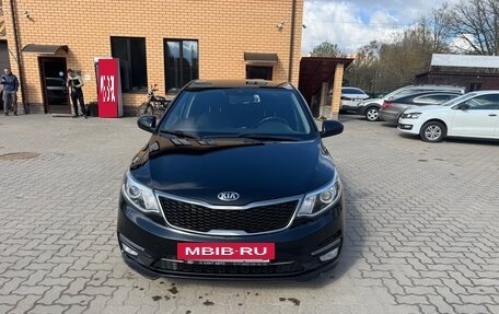 KIA Rio III рестайлинг, 2017 год, 1 370 000 рублей, 2 фотография