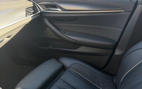 BMW 5 серия, 2021 год, 6 400 000 рублей, 7 фотография