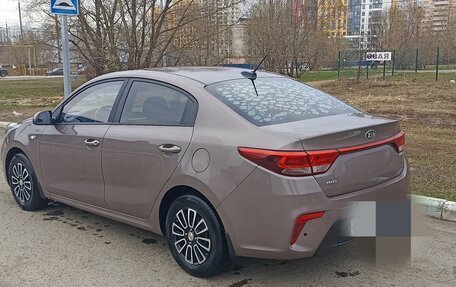 KIA Rio IV, 2018 год, 1 350 000 рублей, 3 фотография