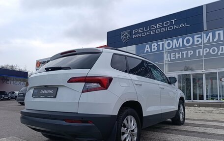 Skoda Karoq I, 2021 год, 2 390 000 рублей, 8 фотография