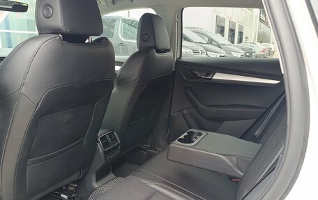 Skoda Karoq I, 2021 год, 2 390 000 рублей, 27 фотография