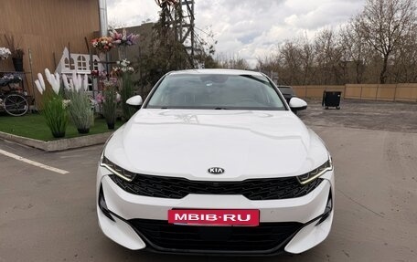 KIA K5, 2021 год, 2 500 000 рублей, 2 фотография