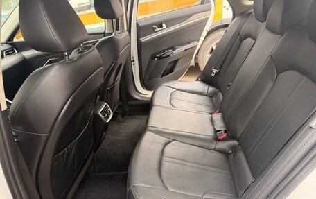 KIA K5, 2021 год, 2 500 000 рублей, 14 фотография