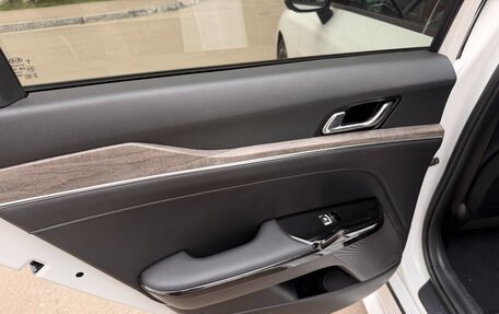 KIA K5, 2021 год, 2 500 000 рублей, 13 фотография