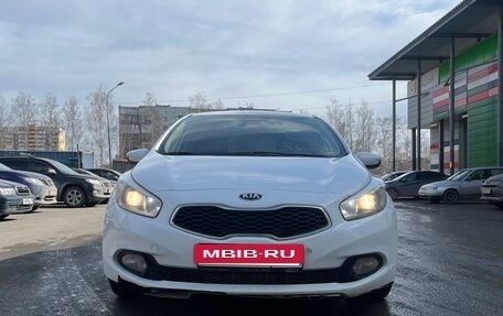 KIA cee'd III, 2013 год, 1 000 000 рублей, 2 фотография