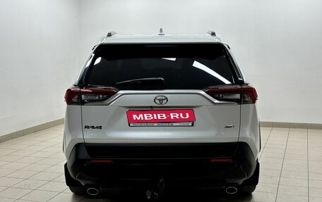 Toyota RAV4, 2021 год, 3 589 000 рублей, 5 фотография