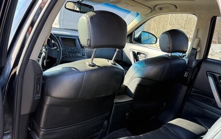 Infiniti FX I, 2003 год, 590 000 рублей, 6 фотография