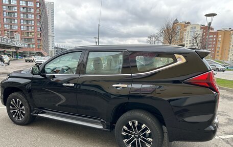 Mitsubishi Montero Sport, 2023 год, 5 500 000 рублей, 3 фотография