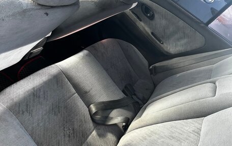 Mitsubishi Mirage VI рестайлинг, 2001 год, 89 000 рублей, 7 фотография