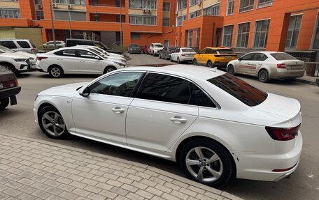 Audi A4, 2018 год, 2 650 000 рублей, 4 фотография