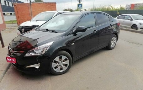 Hyundai Solaris II рестайлинг, 2015 год, 1 200 000 рублей, 3 фотография