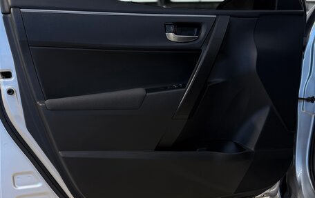 Toyota Corolla, 2016 год, 1 900 000 рублей, 13 фотография