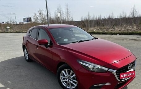 Mazda Axela, 2019 год, 1 750 000 рублей, 2 фотография