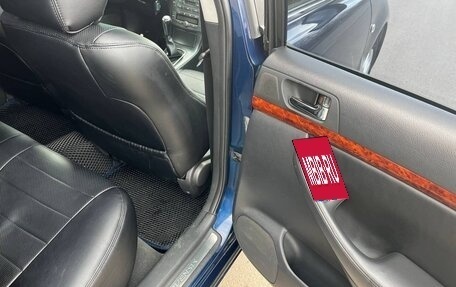 Toyota Avensis III рестайлинг, 2005 год, 650 000 рублей, 11 фотография