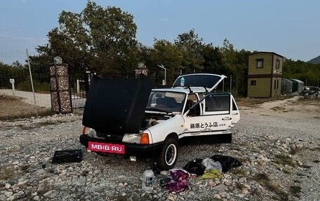 ИЖ 2126 «Ода», 2001 год, 150 000 рублей, 2 фотография