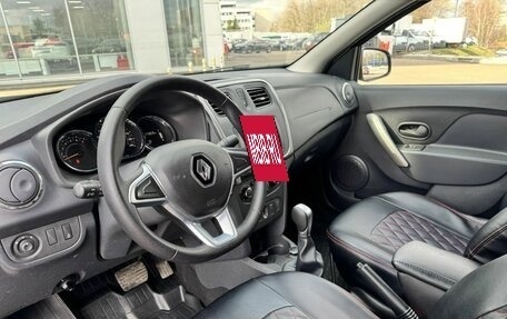 Renault Logan II, 2022 год, 1 240 000 рублей, 9 фотография