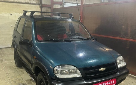 Chevrolet Niva I рестайлинг, 2005 год, 100 000 рублей, 1 фотография