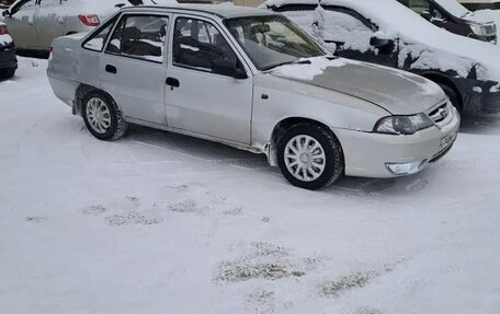 Daewoo Nexia I рестайлинг, 2009 год, 100 000 рублей, 2 фотография