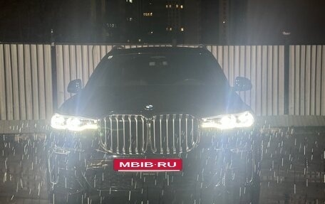 BMW X7, 2021 год, 11 000 000 рублей, 2 фотография