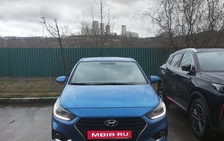 Hyundai Solaris II рестайлинг, 2018 год, 1 400 000 рублей, 28 фотография