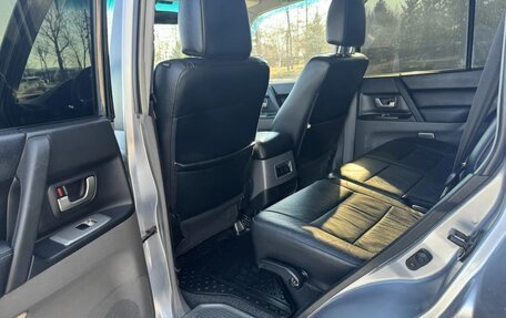 Mitsubishi Pajero III рестайлинг, 2004 год, 1 230 000 рублей, 15 фотография