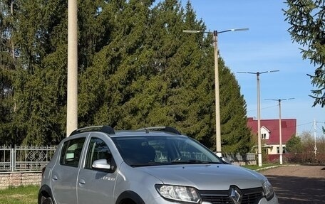 Renault Sandero II рестайлинг, 2018 год, 895 000 рублей, 3 фотография