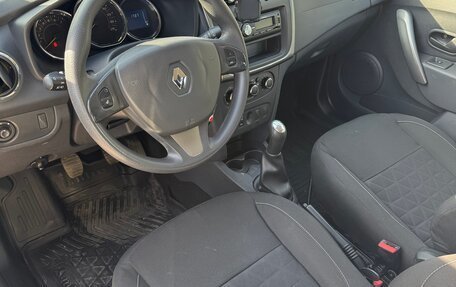 Renault Sandero II рестайлинг, 2018 год, 895 000 рублей, 5 фотография