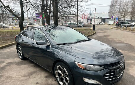 Chevrolet Malibu IX, 2019 год, 1 630 000 рублей, 5 фотография