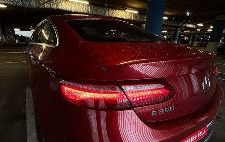 Mercedes-Benz E-Класс, 2017 год, 3 650 000 рублей, 3 фотография