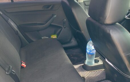 Skoda Rapid I, 2015 год, 650 000 рублей, 10 фотография