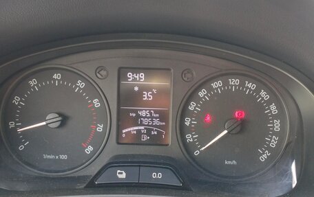 Skoda Rapid I, 2015 год, 650 000 рублей, 11 фотография