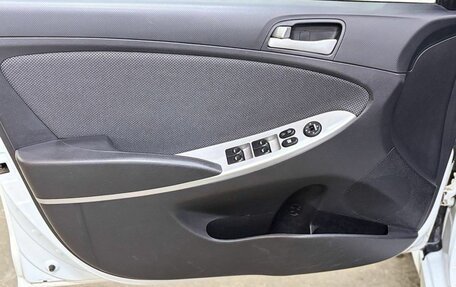 Hyundai Solaris II рестайлинг, 2014 год, 809 000 рублей, 11 фотография