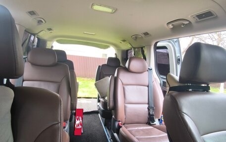 Hyundai Grand Starex Grand Starex I рестайлинг 2, 2019 год, 4 500 000 рублей, 3 фотография