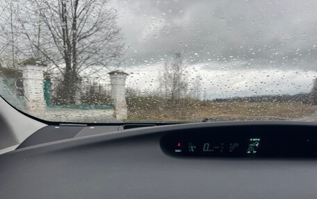 Toyota Prius, 2009 год, 1 500 000 рублей, 10 фотография