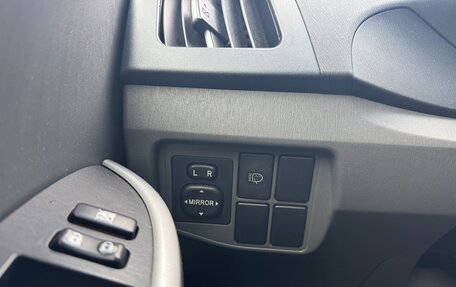 Toyota Prius, 2009 год, 1 500 000 рублей, 15 фотография