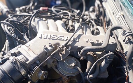 Nissan Terrano II рестайлинг, 1993 год, 250 000 рублей, 3 фотография