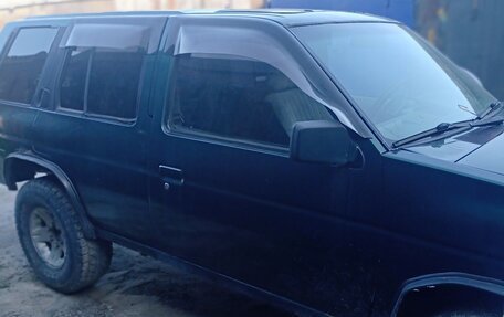 Nissan Terrano II рестайлинг, 1993 год, 250 000 рублей, 6 фотография