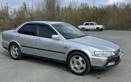 Honda Accord VII рестайлинг, 1997 год, 200 000 рублей, 3 фотография