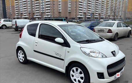 Peugeot 107 I рестайлинг, 2007 год, 375 000 рублей, 2 фотография