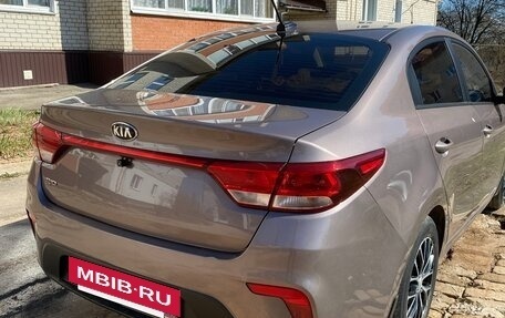 KIA Rio IV, 2019 год, 1 570 000 рублей, 2 фотография