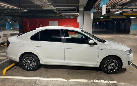 Skoda Rapid I, 2018 год, 1 300 000 рублей, 4 фотография