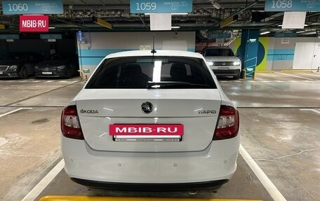 Skoda Rapid I, 2018 год, 1 300 000 рублей, 6 фотография