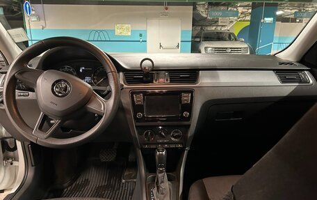 Skoda Rapid I, 2018 год, 1 300 000 рублей, 13 фотография